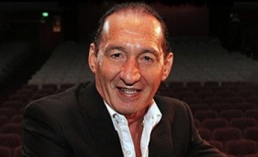 Aldo Funes presenta Plaza Suite en el Teatro Santa Fe