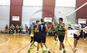 Ciudad de Campana disputò la tira de juveniles frente a Escuela Mariano Moreno