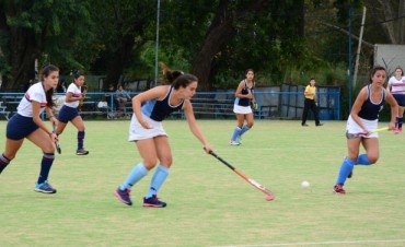 El equipo femenino del Campana Boat Club cayó ante “Arquitectura B”