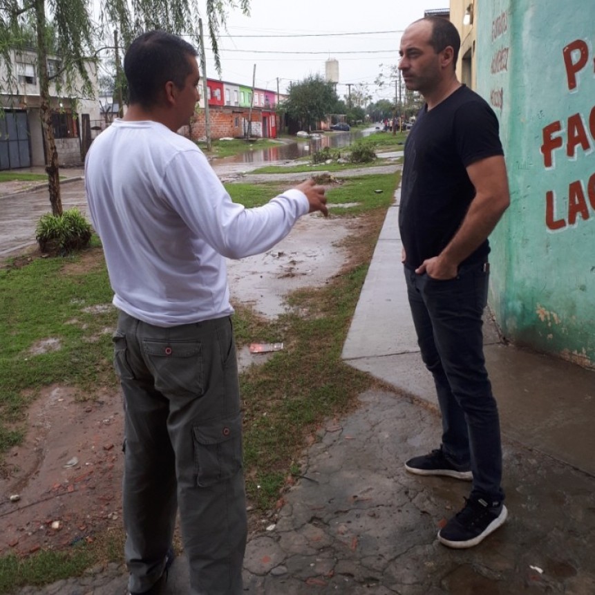 Colella: “Una vez más los vecinos del Barrio Dignidad se vieron tapados por el agua”