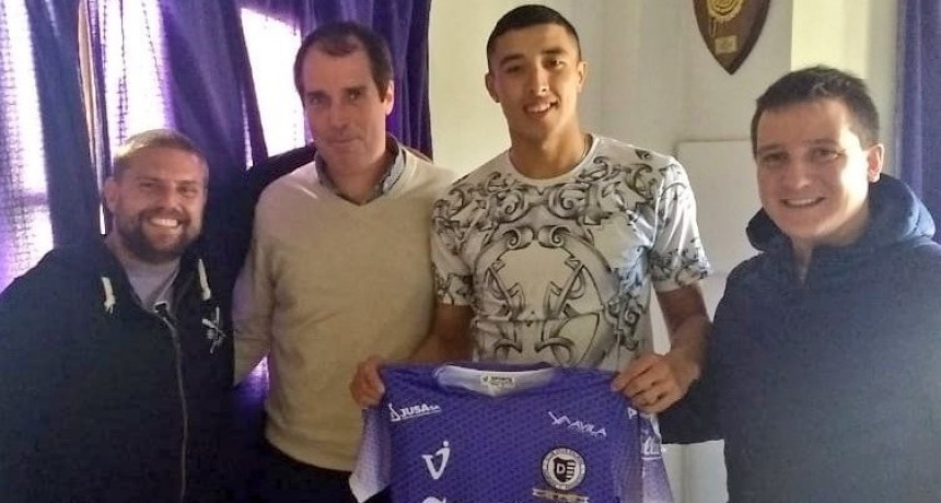 El mediocampista David Gallardo se convirtió en la primera incorporación