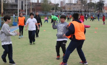 Continúa el Intercolegial de Handball en el Boat Club