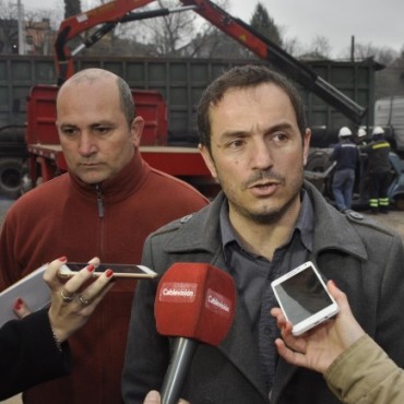 Comenzaron los trabajos de limpieza de chatarra del depósito municipal de vehículos