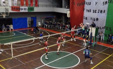 Club Ciudad de Campana supero 3-2 al Club Italiano