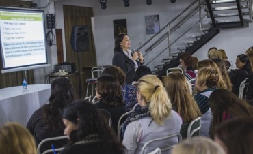 Unos 170 directivos de establecimientos educativos se actualizaron en los derechos de niños y adolescentes