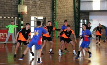 “Las distintas disciplinas deportivas del “Pasión” nos permiten incluir cada día a más y más jóvenes de Campana”