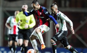 San Lorenzo le ganó a Palestino de Chile 2 a 0