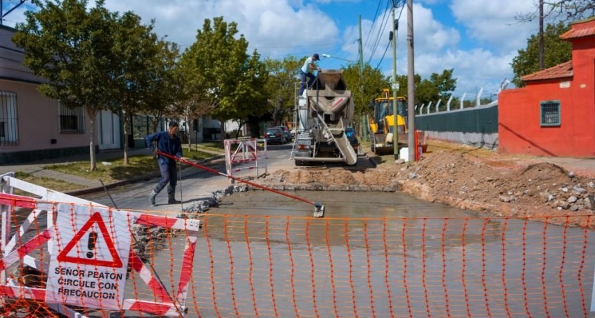 El Plan de Bacheo Urbano de Hormigón sigue por la avenida Ameghino 