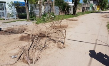 Vecinos de distintos barrios reclaman al Municipio el arreglo de calles