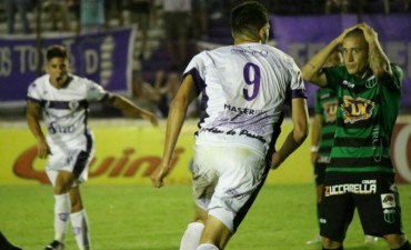 Villa Dálmine obtuvo el triunfo ante Nueva Chicago por 2 a 1