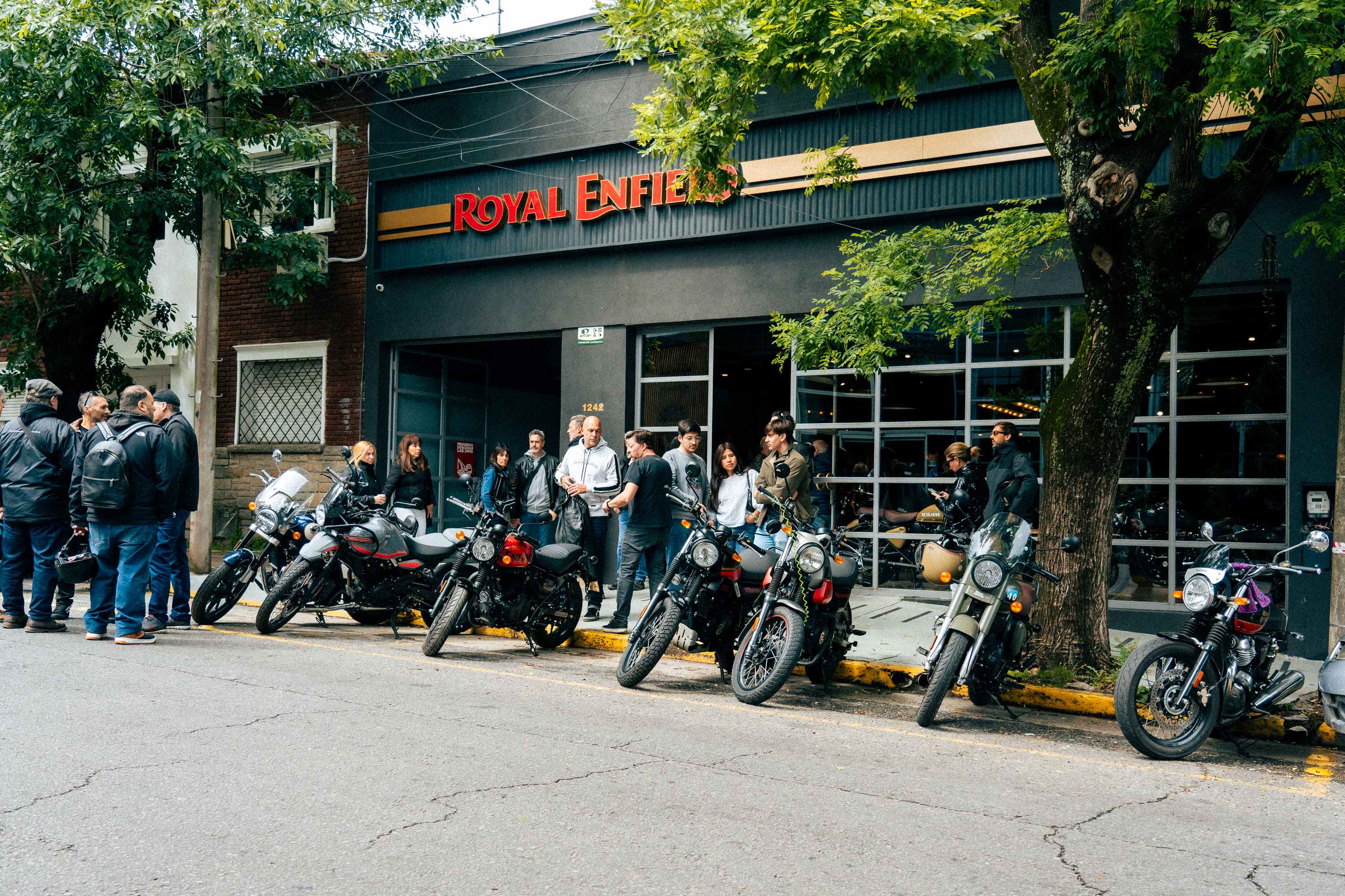 Royal Enfield Argentina estuvo “Surfando la Ruta” en Mar del Plata