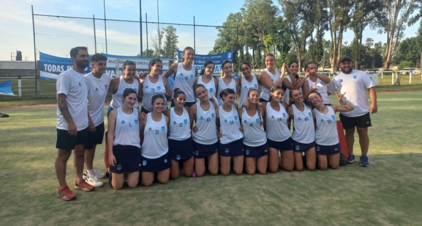 HOCKEY FEMENINO : EL C.B.C LOGRÓ EL ASCENSO