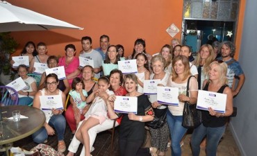 Con una muestra de juegos de té, el Taller Municipal de Cerámica despidió el 2017