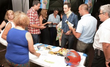 Tr&aacute;nsito y Transporte present&oacute; un stand informativo en la Fiesta del Autom&oacute;vil