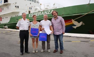Reconocen al Buque &ldquo;Esperanza&rdquo; de Greenpeace