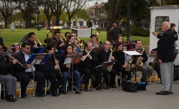 La Banda Municipal ensayar&aacute; al aire libre en la plaza Eduardo Costa