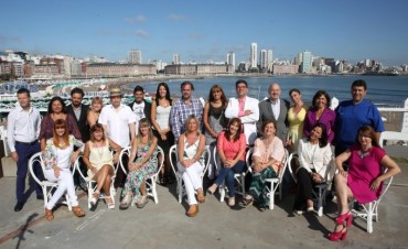 Se realiz&oacute; la foto oficial del jurado de los Premios &ldquo;Estrella de Mar 2016&rdquo;