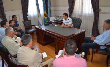 El Intendente y Defensa Civil definieron acciones ante posibles inundaciones