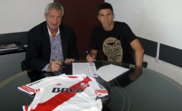 IGNACIO FERN&Aacute;NDEZ: "ES UN ORGULLO ENORME ESTAR EN RIVER"