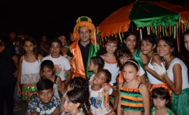 La magia de los carnavales empez&oacute; a llegar a los barrios de la ciudad  