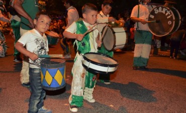 El color y la alegr&iacute;a del Pre-Carnaval llegaron al barrio D&aacute;lmine Nuevo