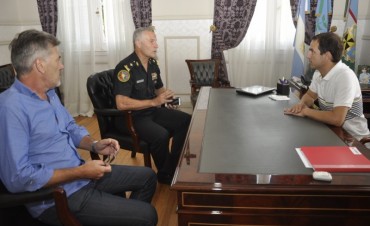 El Intendente se reuni&oacute; con el nuevo jefe del departamento Antidrogas Campana de la Federal