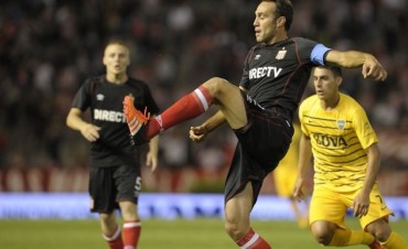 ESTUDIANTES DE LA PLATA SE LLEV?&rsquo; LA COPA DE ORO AL GANARLE A BOCA JUNIORS 2 A 0