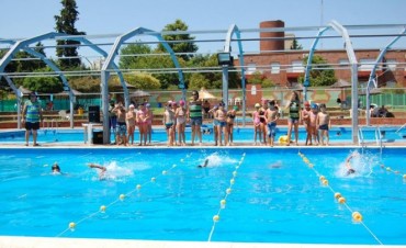 CLUB CIUDAD DE CAMPANA Colonia de Verano 2015-16