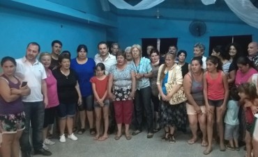 El Intendente se reuni&oacute; con vecinos del barrio Albizola