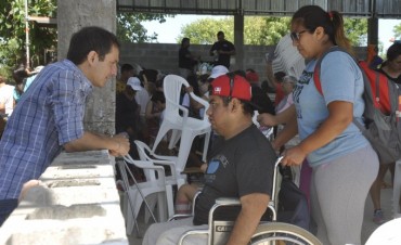 El Intendente visit&oacute; la Colonia Municipal de Verano 