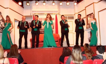 Mi mujer se llama Mauricio: una comedia de la temporada marplatense 