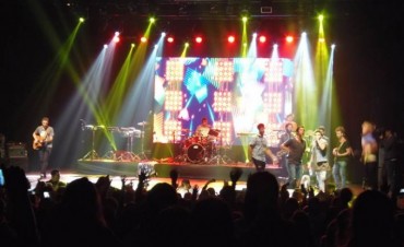 La banda furor en Latinoam&eacute;rica MARAM&Aacute;