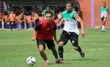 Villa Dálmine venció a Defensores de La Esperanza por 2 a 1