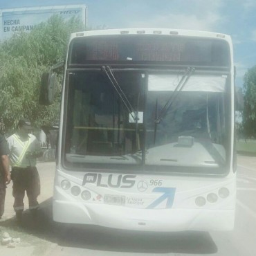 Interceptan un micro de la l&iacute;nea 194 Plus cuyo chofer conduc&iacute;a en estado de ebriedad