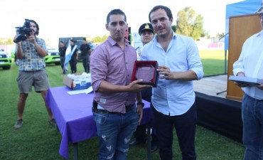 El Intendente reconoci&oacute; al efectivo policial que fue atropellado por delincuentes