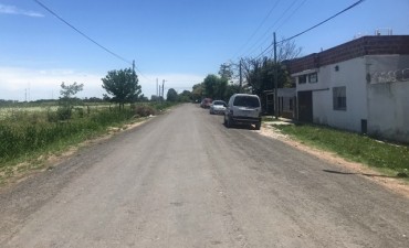 Abella recorri&oacute; Dallera y convers&oacute; con vecinos sobre la mejora de las calles