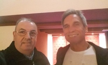 Raúl Taibo es uno de los galanes de la obra Plaza Suite