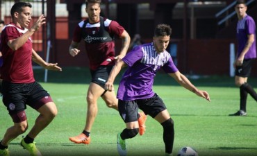 Villa Dálmine igualó amistosamente con Lanús 0 a 0