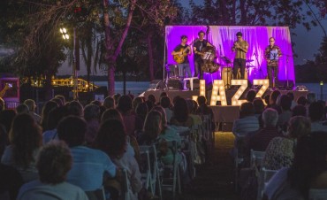 Cultura en verano: m&aacute;s de 300 vecinos disfrutaron de &ldquo;Jazz junto al r&iacute;o&rdquo;
