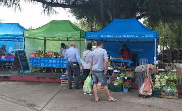 Con visitas y muchas ofertas, &ldquo;El mercado en tu barrio&rdquo; regres&oacute; a Campana