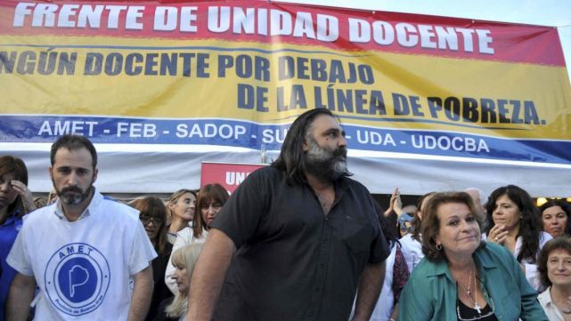 Docentes bonaerenses rechazan techo paritario del 15%