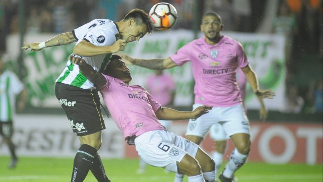 Banfield empató con Independiente del Valle 1 a 1