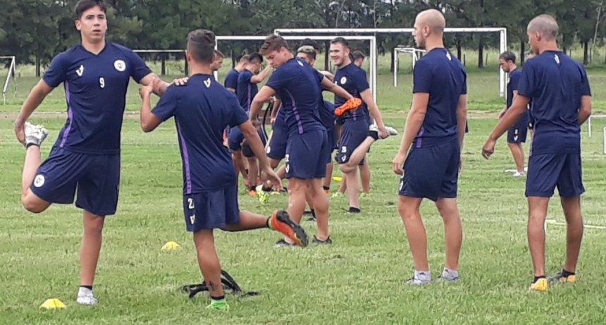 Walter Otta y Martin Comachi se refirieron a la pretemporada de Villa D&aacute;lmine