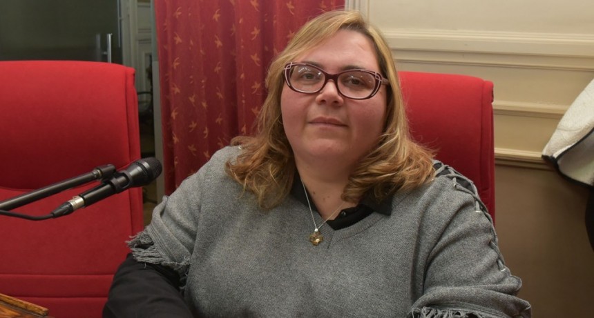 Romina Buzzini se refiri&oacute; a diferentes temas