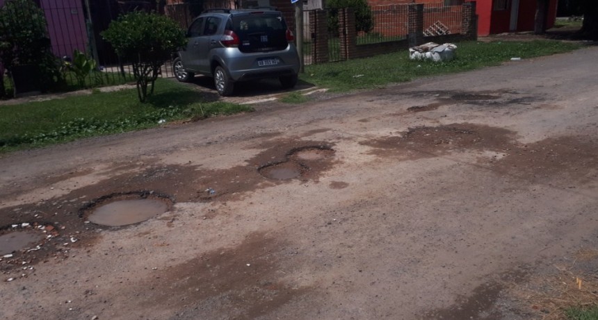 Colella: &ldquo;La gesti&oacute;n Abella entra en un barrio hace un recorrido asfaltico pero deja olvidado el resto del barrio&rdquo;