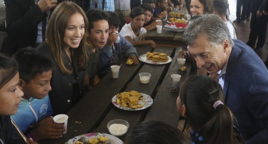 MAURICIO MACRI Y MAR&Iacute;A EUGENIA VIDAL VISITARON EL CENTRO RECREATIVO EN EZEIZA