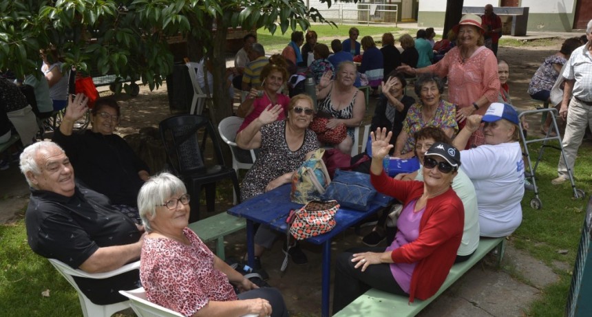 Con la visita de los Reyes, comenzaron la Colonia Municipal y las Escuelas Abiertas