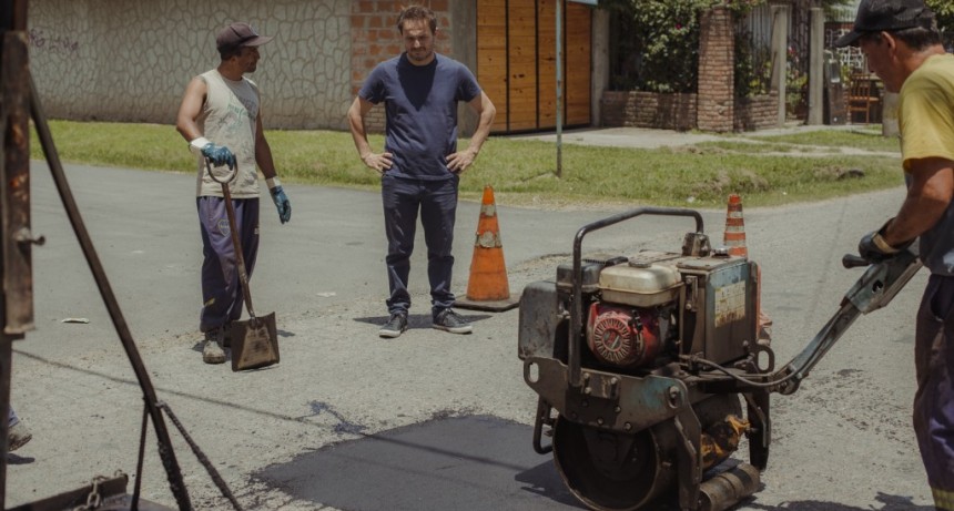 El plan de bacheo lleg&oacute; a La Josefa y se extender&aacute; a otros barrios