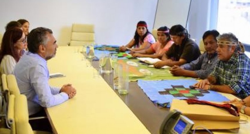 VANOLI RECIBI&Oacute; A DIRIGENTES DE PUEBLOS ORIGINARIOS