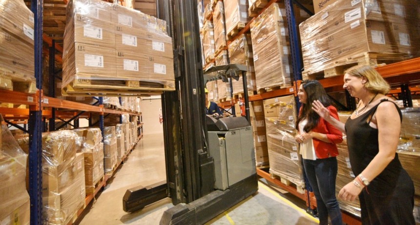 PAMI RECUPERA 37 MIL CAJAS CON BOLSAS DE OSTOMIA RETENIDAS EN  DEP&Oacute;SITOS DE TODO EL PAIS